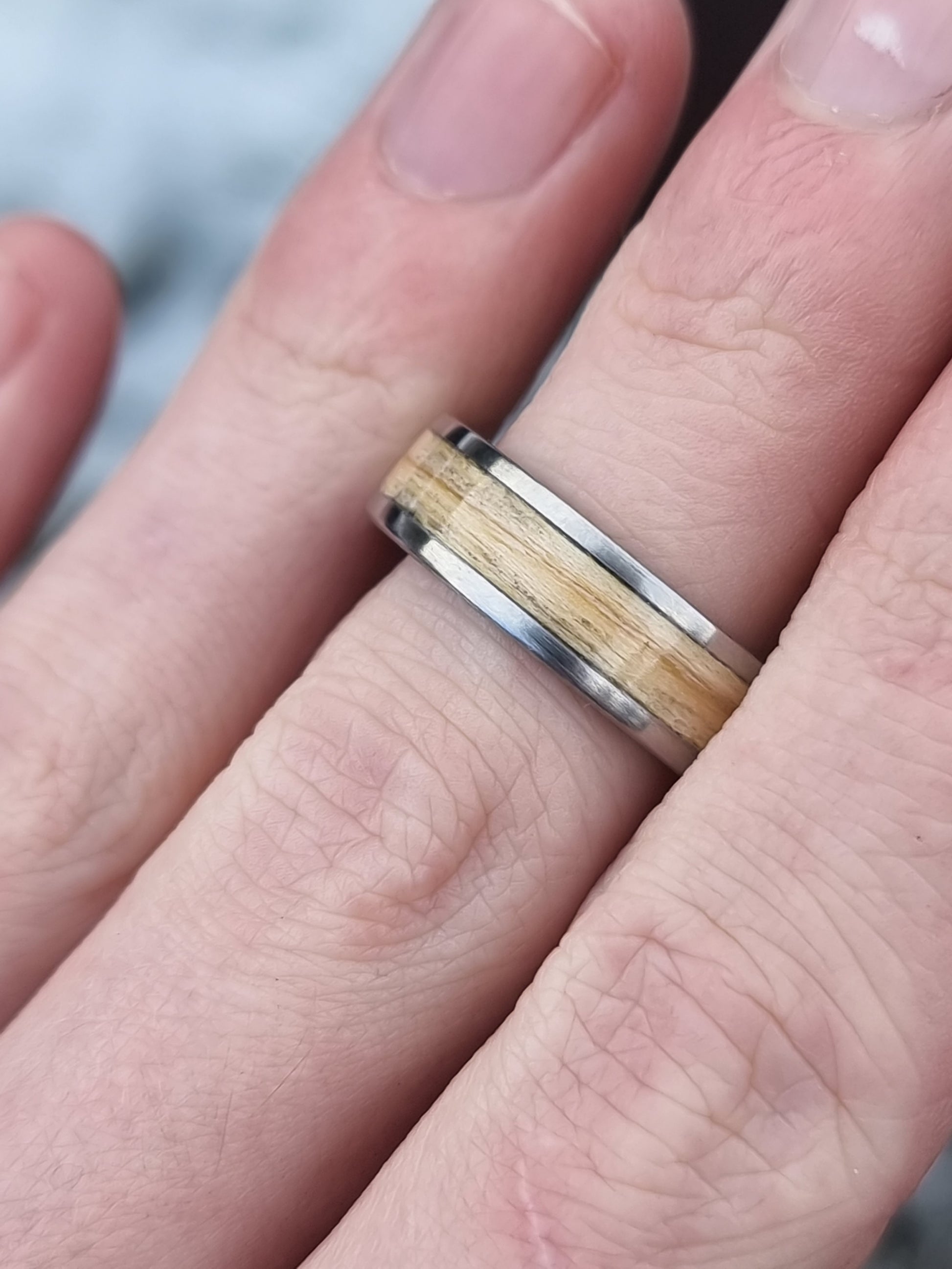 oak ring front on