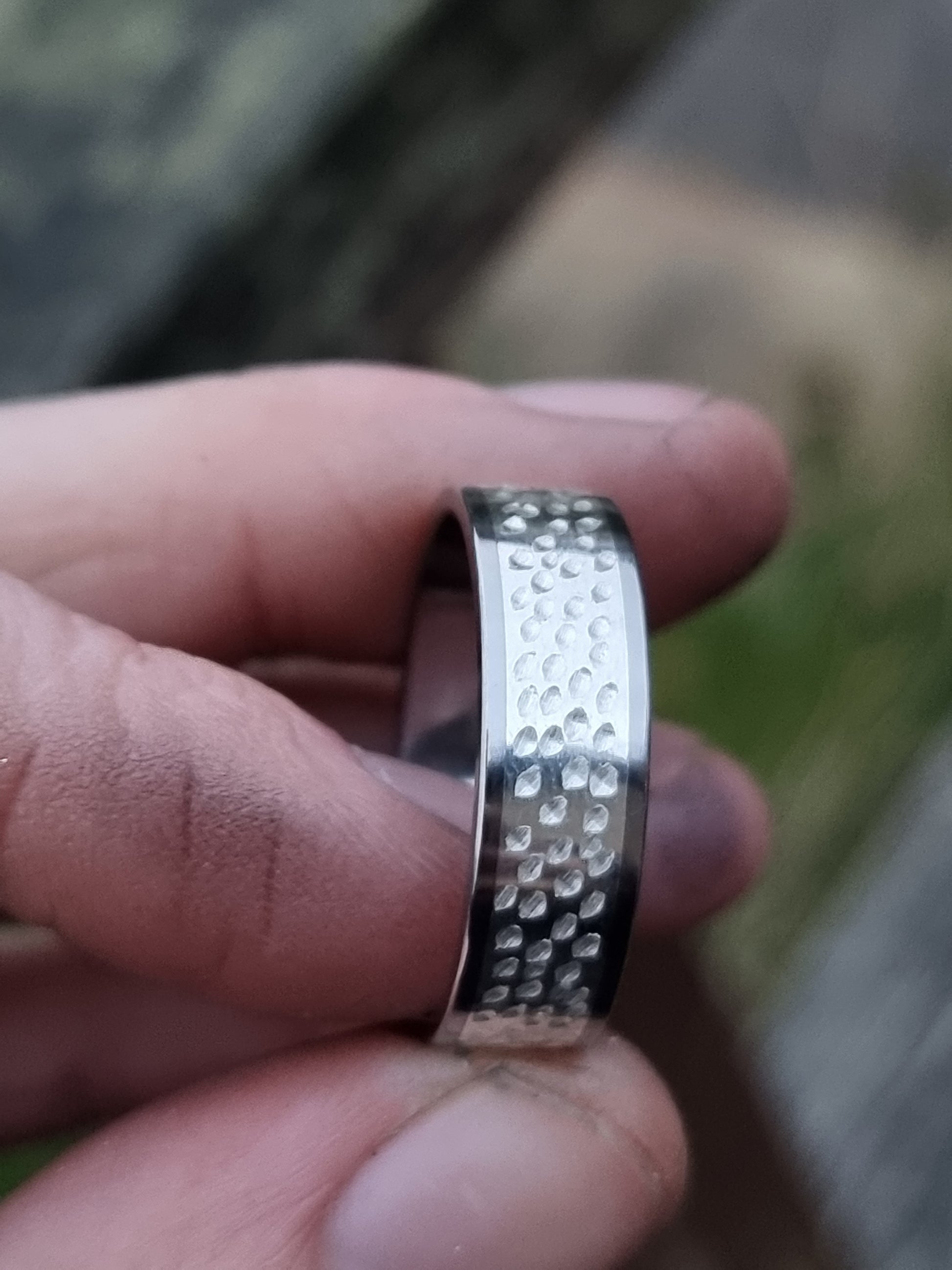 textured silver ring