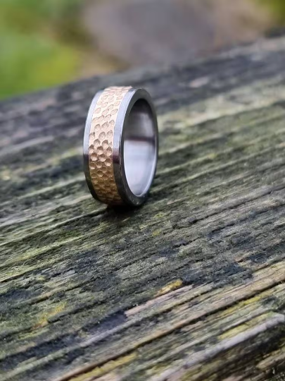 titanium and gold mens wedding ring upright